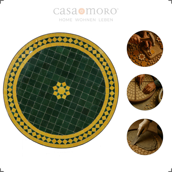 Table en mosaïque avec plateau vert et jaune et structure en fer forgé