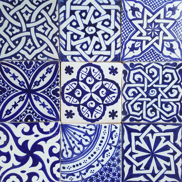 Mélange de carreaux peints à la main – lot de 9 de style méditerranéen