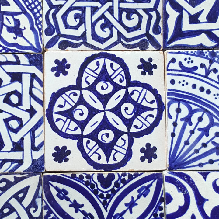 Mélange de carreaux peints à la main – lot de 9 de style méditerranéen