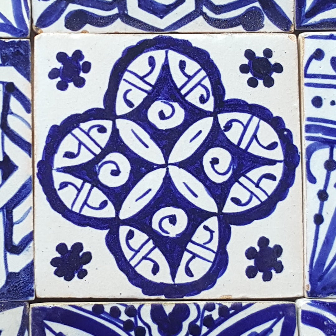 Mélange de carreaux peints à la main – lot de 9 de style méditerranéen