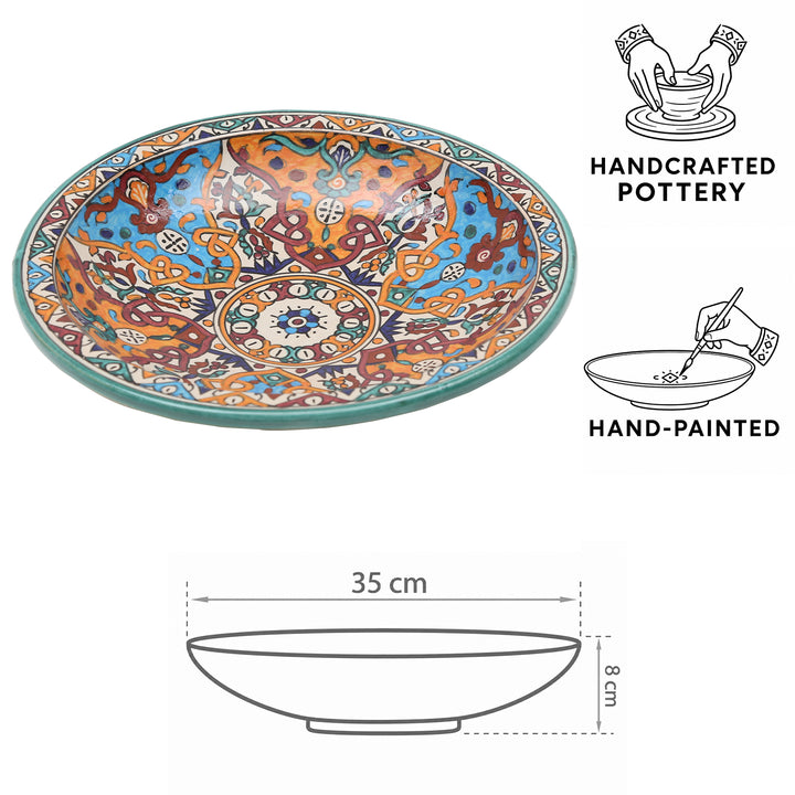 Bol en céramique marocain de Fès, peint à la main, orné de motifs floraux et géométriques, d'un diamètre de 35 cm et d'une hauteur de 8 cm